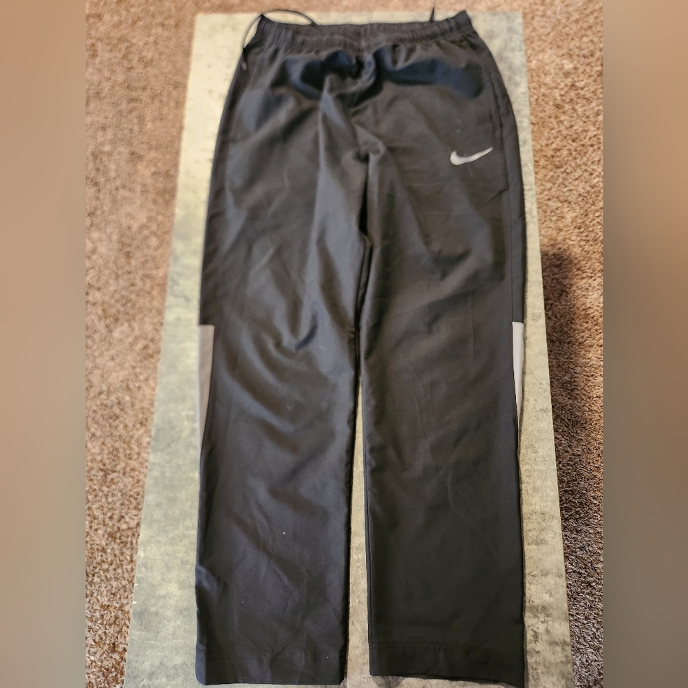 Nike jogging pants